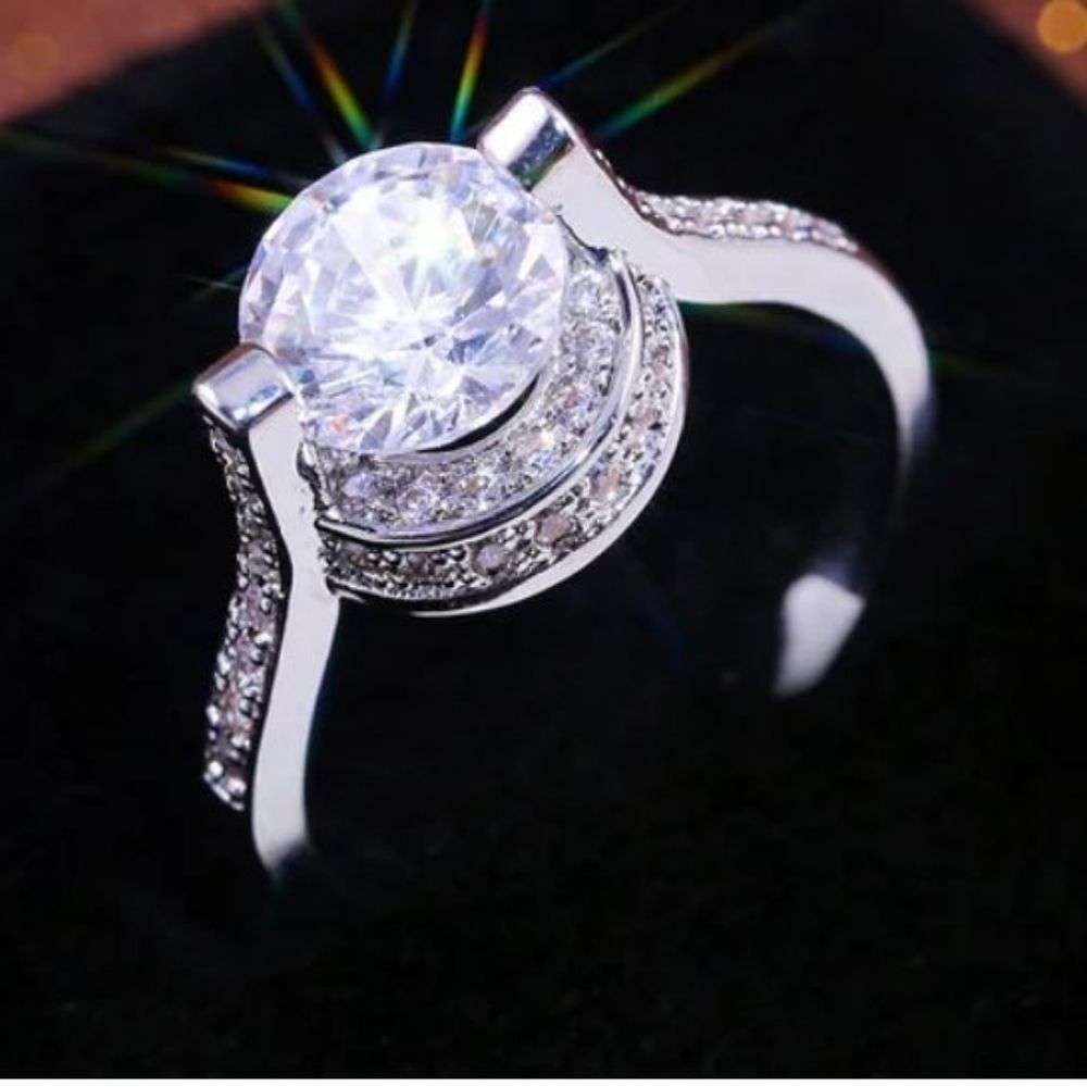 Exquisite Sparkly Multilayer Bling Ring